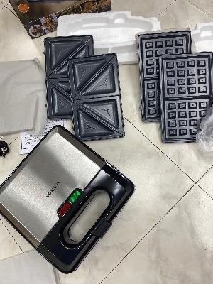 Picture of Sokany Sandwich Maker 3 in 1 KJ-303 | Grill Maker | Steak Maker | Waffle Maker