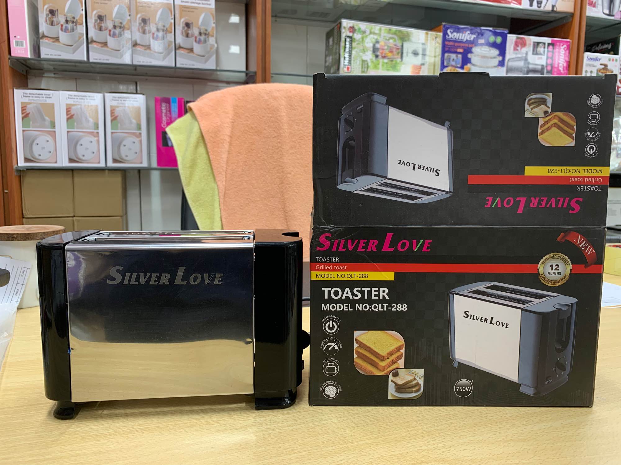 Picture of SILVER LOVE  NEW  TOASTER  Grilled toast OASTER  MODEL NO:QLT-288  க  OVALFORD WARKART 750W