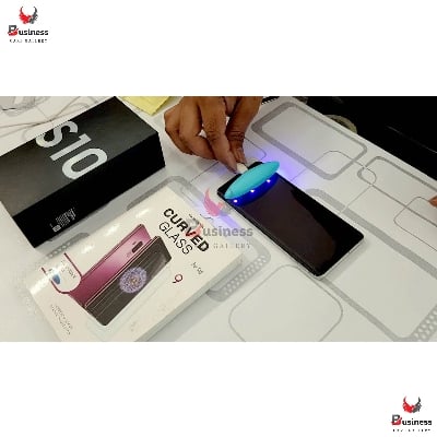 Picture of samsung galaxy S10 4g One Minute Full Curved UV Glue Screen Protector