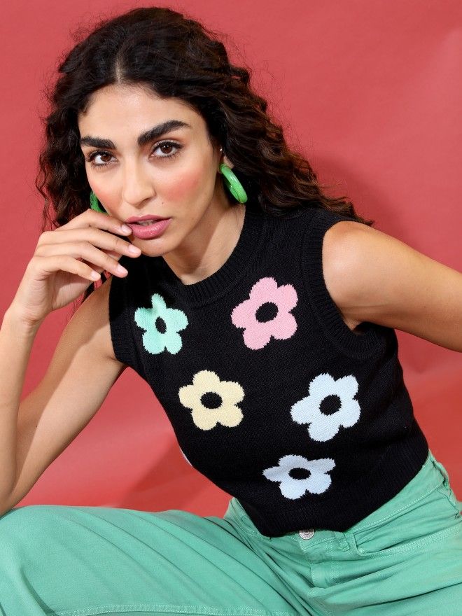 Picture of Pantoneclo Premium Women's / Girl's Round Neck Sleeveless Sweater