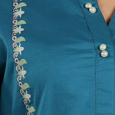 Picture of TORR Cystal Teal Women's Top