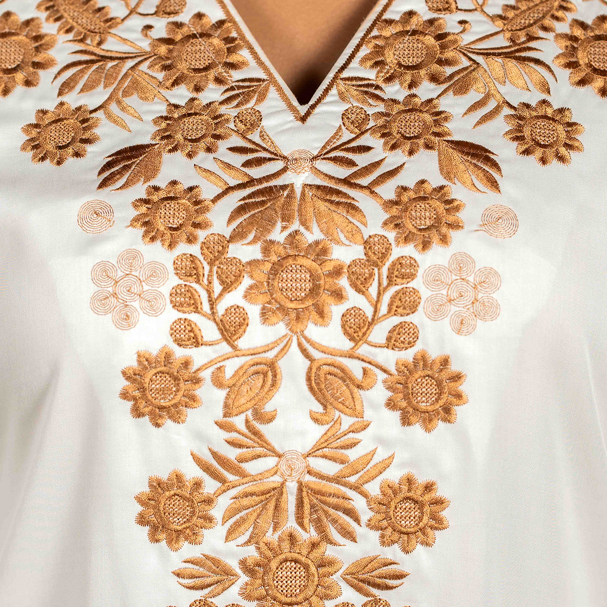 Picture of TORR White Ethnic Wear (01 Piece Kurti)