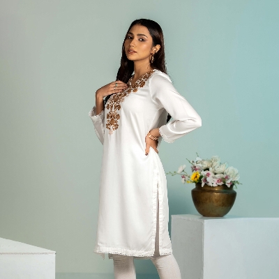 Picture of TORR White Ethnic Wear (01 Piece Kurti)