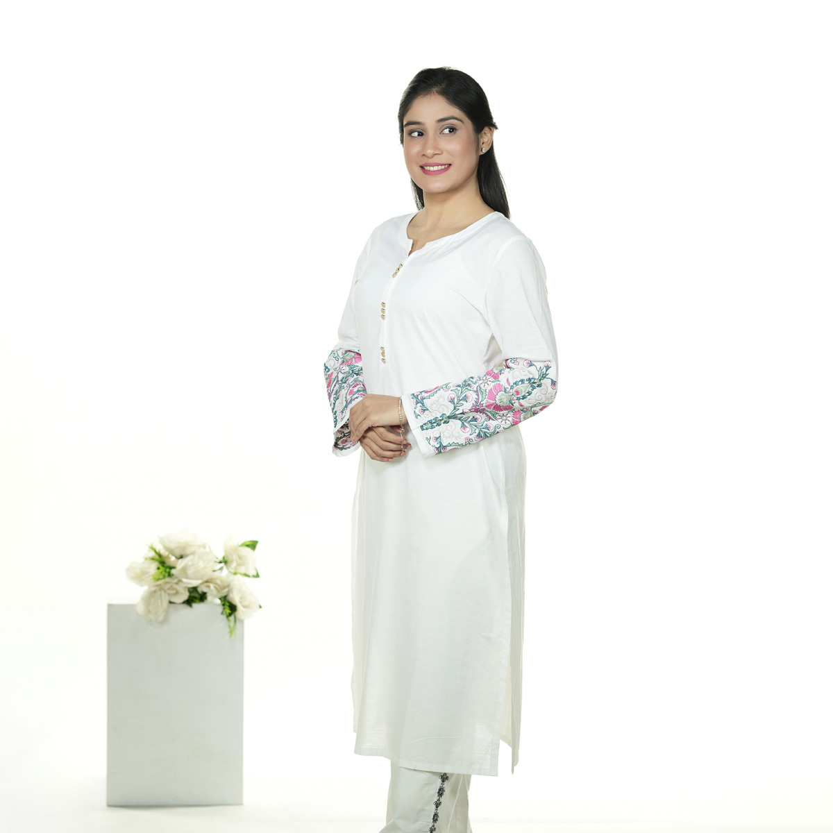 Picture of TORR WHITE Ethnic Wear (01 Piece Kurti)