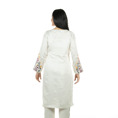 Picture of TORR Off White Ethnic Wear (01 Piece Kurti)