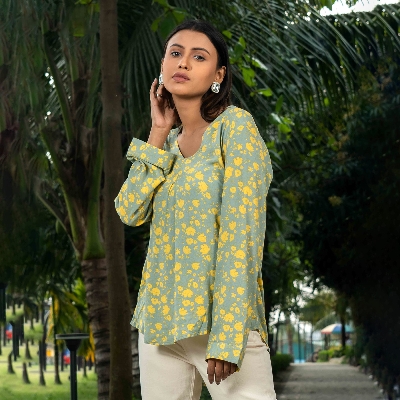 Picture of TORR Yellow AOP Women's Top