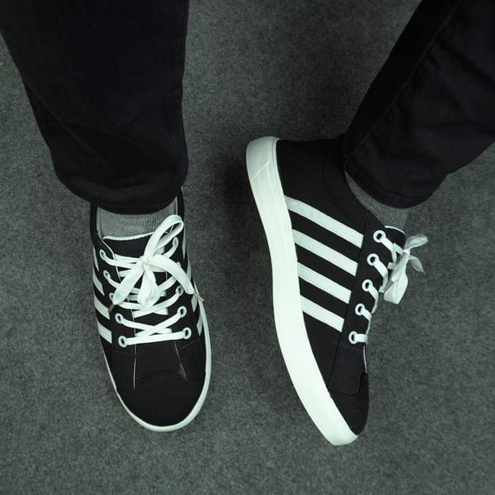 Picture of Mens Classical Trendy Crocs Eva Comfortable Lightweight Clogs Sandals Shoes