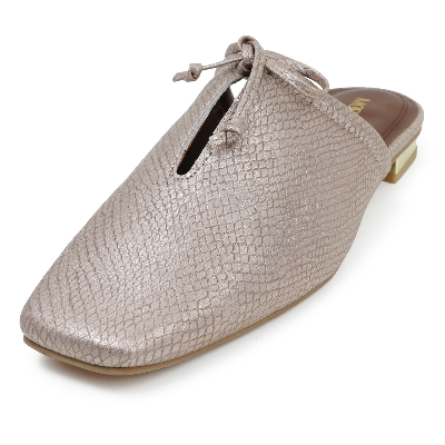 Picture of Moochie Women's Mule Sandal