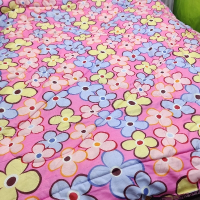 Picture of  Exclusive Pigment Cotton King Size Comforter CP-32