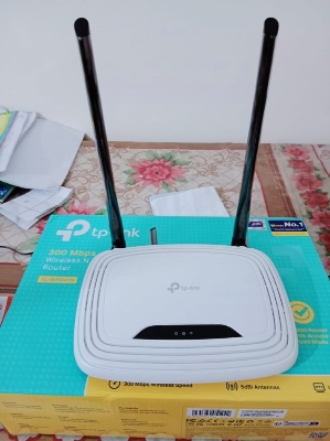 Picture of TP-Link TL-WR841N 300Mbps Wireless Router