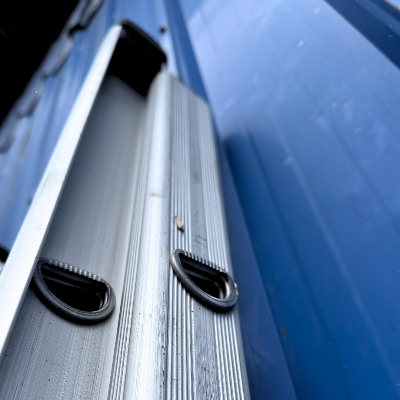 Picture of Everbest Double Extension Aluminium Ladder – Heavy Duty, Safe & Durable