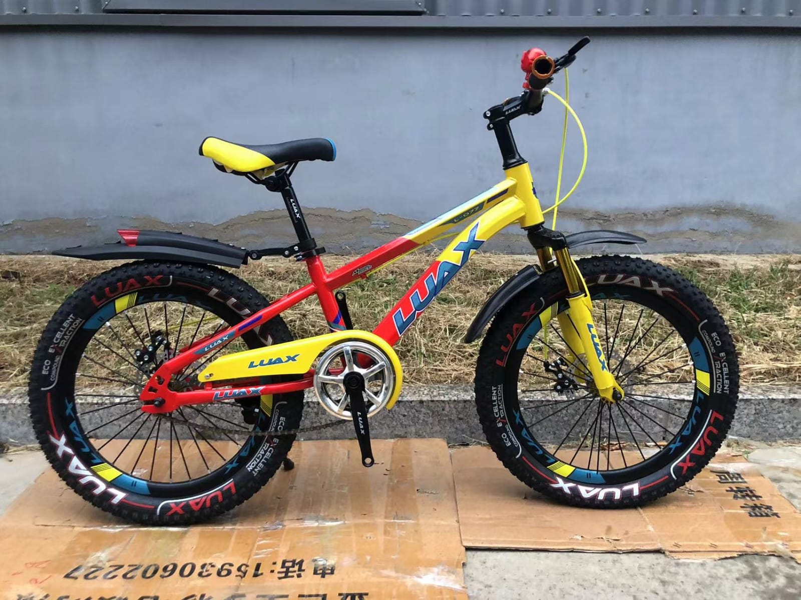 Picture of 20 Inch Mountain Bicycle with Hydraulic Brake, Front Suspension, Mudguard & Chain Guard – Durable Kids & Teen Cycle