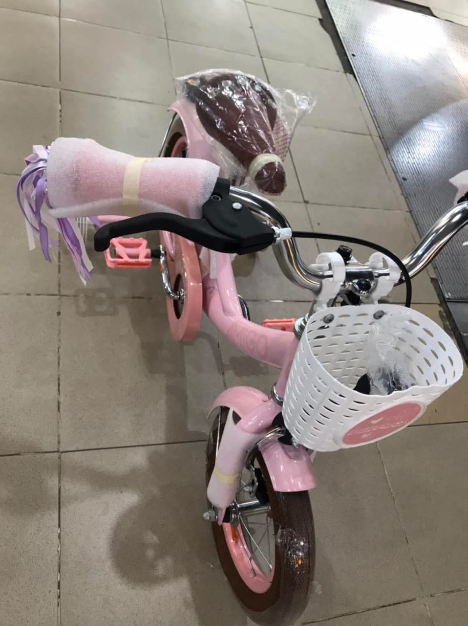 Picture of 12 Inch Ladies / Girls Bicycle with Back Seat Carrier, Front Basket, Full Wheel Mudguard & Chain Protector – Stylish & Safe Female Cycle