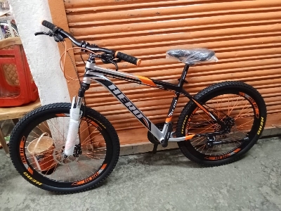 Picture of 26 inchi 21 Speed Gear Cycle With Suspension Lockout fork High Rim Coloring Fat Spoke With Shimano Parts
