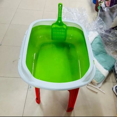 Picture of Cat Litter Box with Scooper
