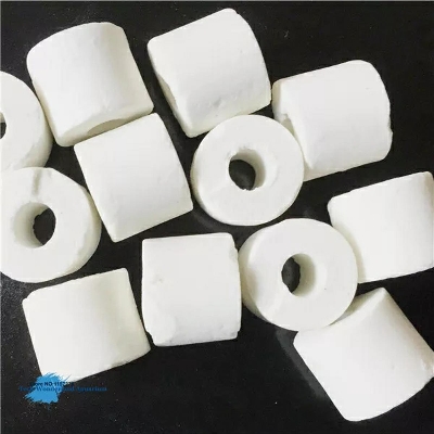 Picture of White Ceramic Rings For Fish Tank 250g