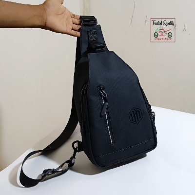 Picture of Arctic Hunter Cross Bag | Crossbody Bag