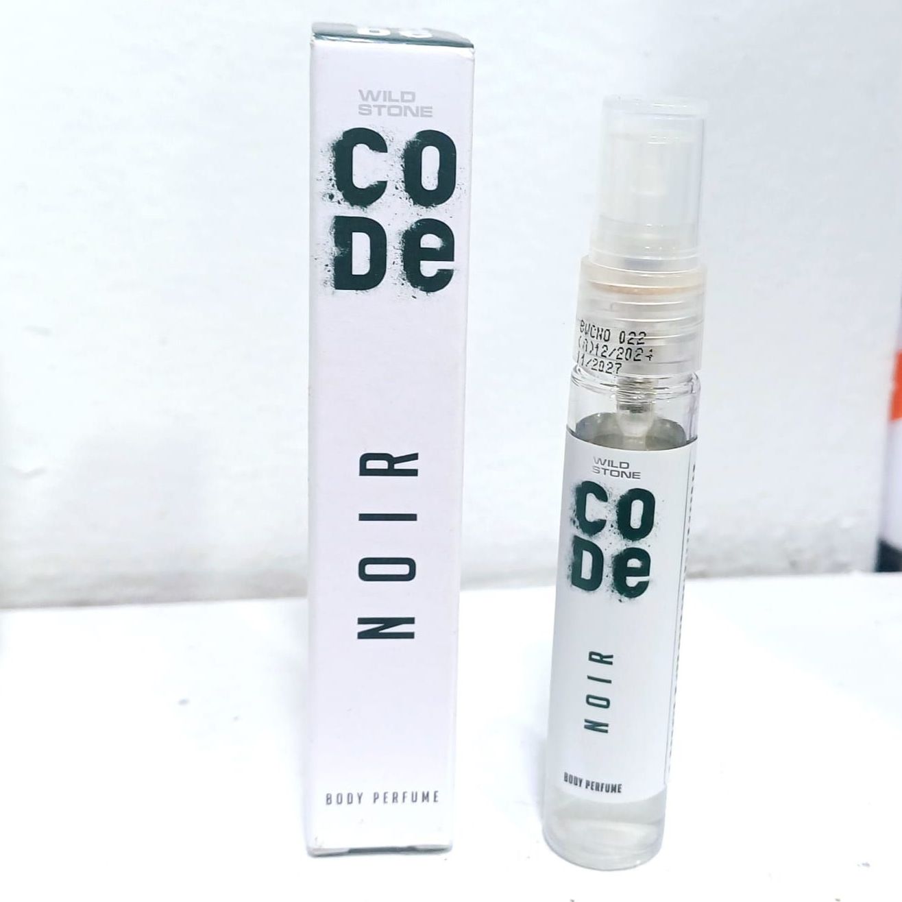 Picture of Wild Stone Code Blanc Pocket Body Perfume for Men 10ml