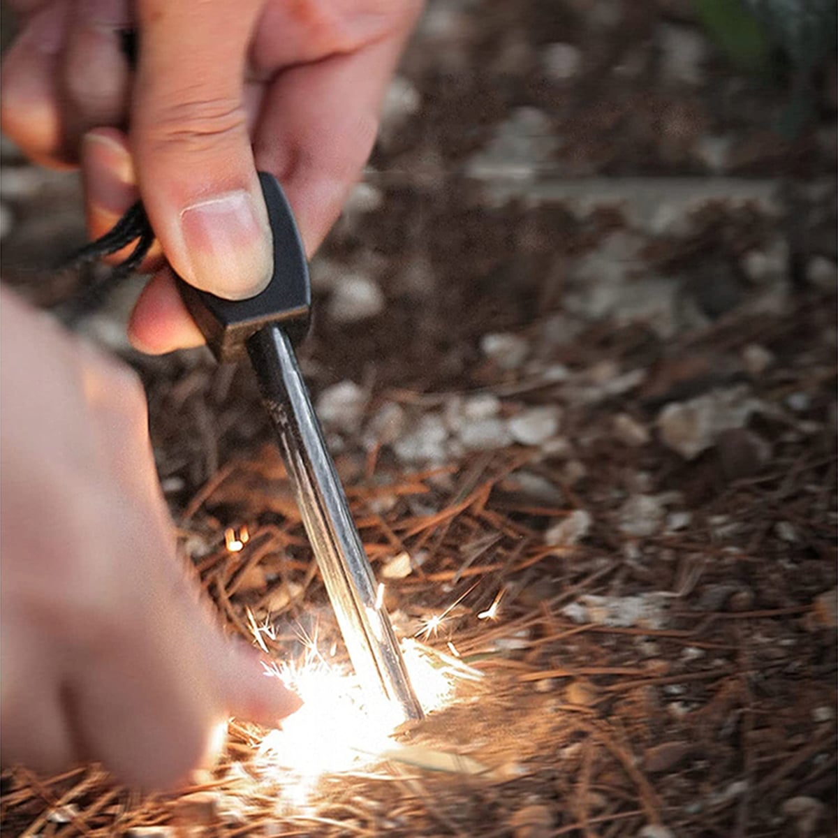 Picture of survival kits -Emergency fire starter magnesium flint