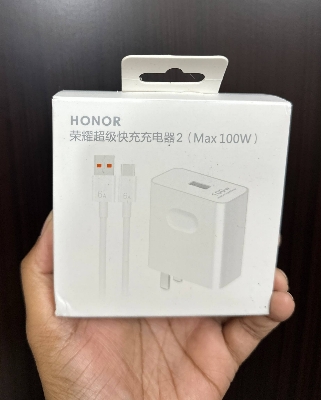 Picture of Honor SuperCharge Max 100W Charger