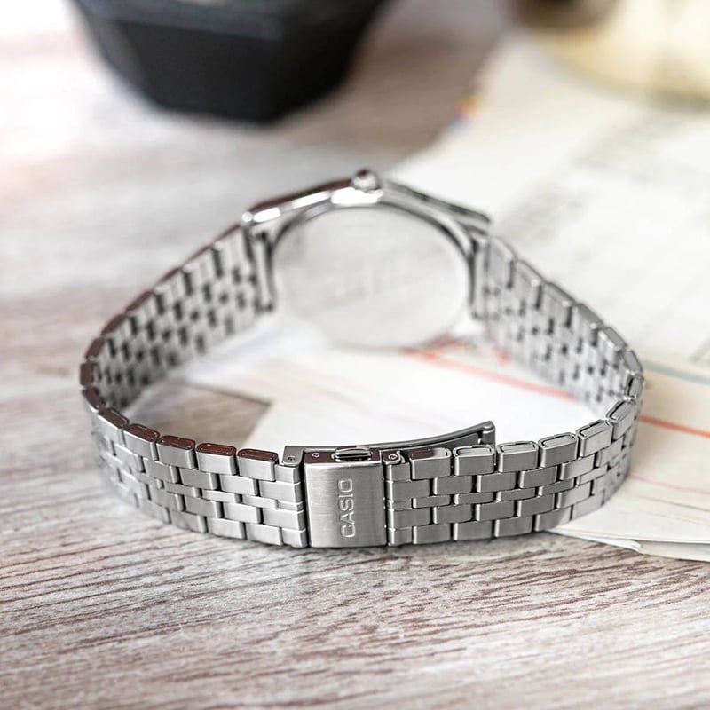 Picture of Casio Standard Date Chain Watch MTP-B145D-2A2VDF