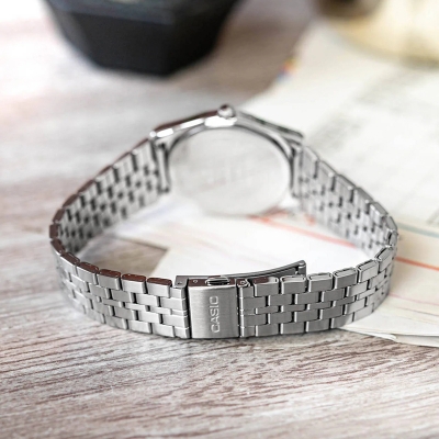 Picture of Casio Standard Date Chain Watch MTP-B145D-2A2VDF