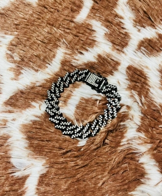 Picture of Fashionable Twisted Healthy Magnetic Bracelet Therapy Magnets Bracelets-Green,16 CM