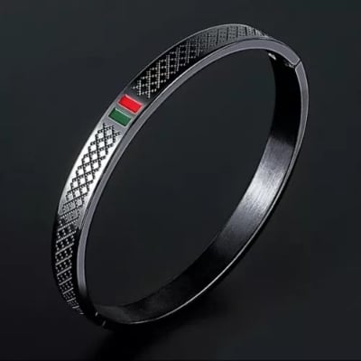Picture of vairal ss steel New style Men Cuban Link Chain Bracelet Shiny Rhinestone Inlaid Bangle JewelrAyatul Kursi Cuff Bangles For Women Men Stainless Steel Simple Carve Bangle Messager Islam Muslim Arabic Style Jewelry Gift WANNA-gucci  black,Black