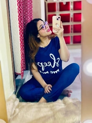 Picture of new woman and girls combo set dress t shirt or pant for smart women a in orginal vescos febric-Blue