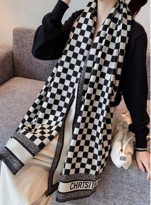 Picture of Winter Woolen Scarf, Soft Muffler Stylish Fashion Scarf For Men And Women