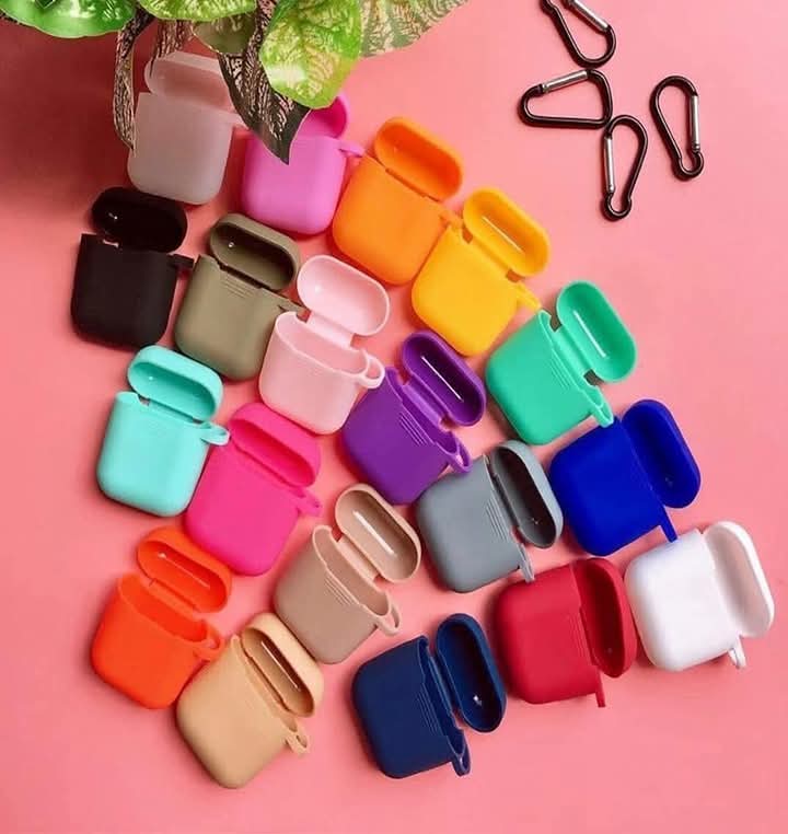 Picture of 1Pcs/Set Silicone Wireless Bluetooth Earphones Case For Apple I10 I12 Tws Earbud Earphone Accessories Protective Cover——red,Black,yellaw,paste