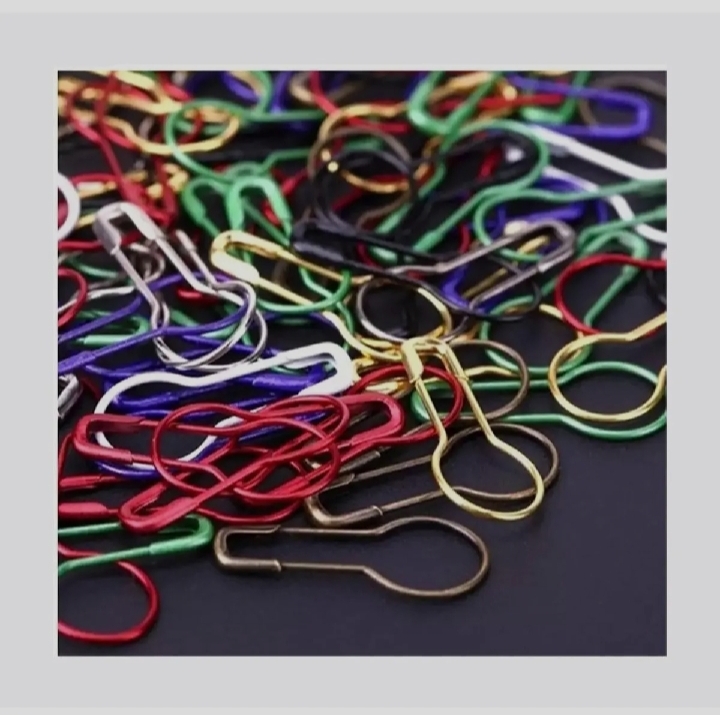 Picture of Hijab Pin For Women 10-pcs Multicolor Small Size Metal Coilless Hijab Safety Pins