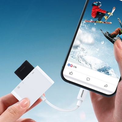 Picture of OTG Type C Card Reader HUB