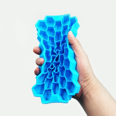 Picture of Durable Silicone Ice Cube Tray Mold – 37 Cavities, Honeycomb Shape, Stackable, Dishwasher Safe with Lid - Multicolor
