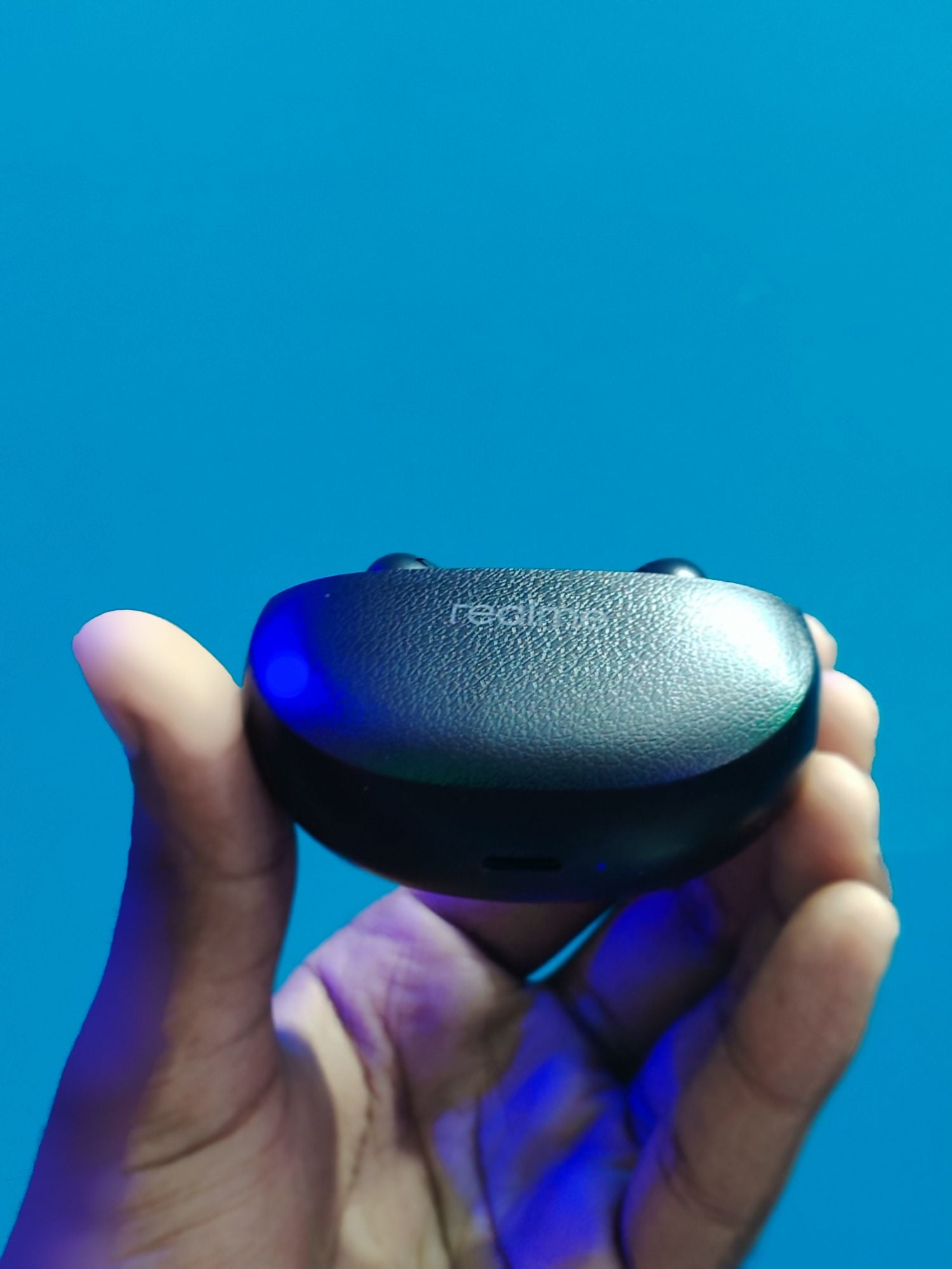 Picture of Realme tws - high quality - 600 mAh battery