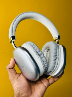 Picture of Hoco W35  Bluetooth Wireless Headphone – HiFi Sound, Noise Cancelling, Long Battery Life, Foldable Design