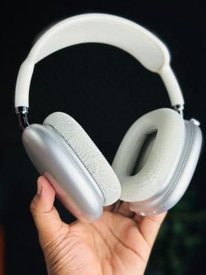 Picture of Hoco W65 plus Wireless Headphones: Bluetooth 5.4, 45-Hour Battery Life, Over-Ear Comfort