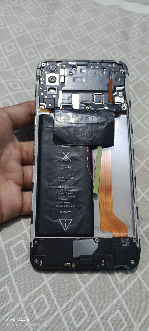 Picture of LCD Frame Middle Chassis for Oppo F5
