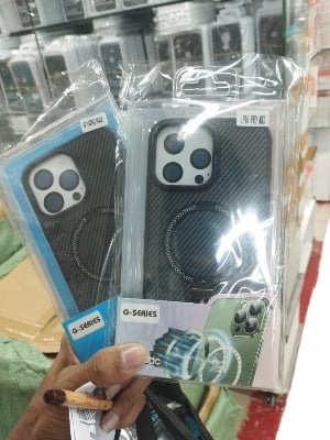 Picture of For Apple Iphone 13pro And Iphone 13 Pro Max Silicone Back cover With Box Back cover Box Silicone Liquite Silicone Case Mobile Back Cover Case
