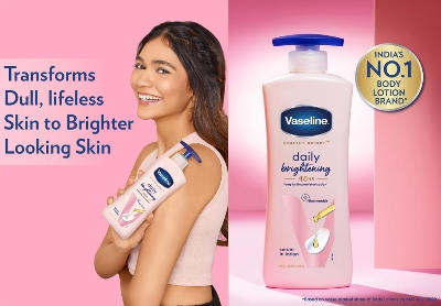 Picture of Vaseline Lotion Deep Restore 400ml (Made in India)