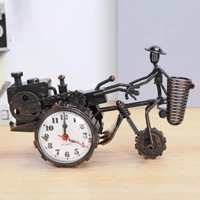 Picture of Non-ticking analog alarm clock, creative desk decoration accessory, fine workmanship and practical