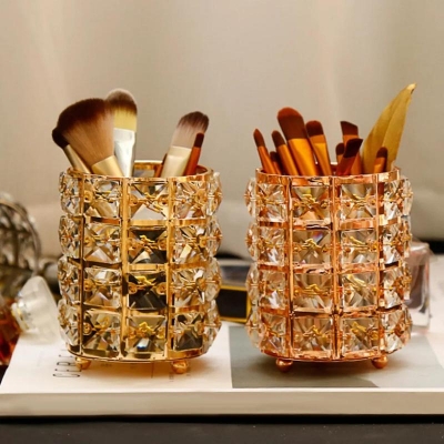 Picture of Europe Metal Makeup Brush Storage Holder Test Tube Eyebrow Pencil Organizer Bead Crystal Jar Jewelry Diamond Cosmetic Box lw037