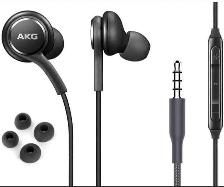 Picture of Akg Samsung Super Bass Earphone With Pouch Black