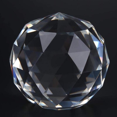 Picture of 80mm Faceted Crystal Ball, Clear Prism Sphere Glass Sphere Ball Water Prism Clear Cut Translucent Faceted Gazing Ball for Office Home Hotel Decor