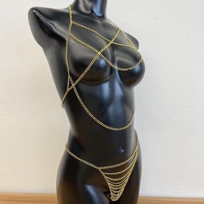 Picture of Stylish Womens Body Jewellery Chain in Aluminium Brass Nickel Silver Blend