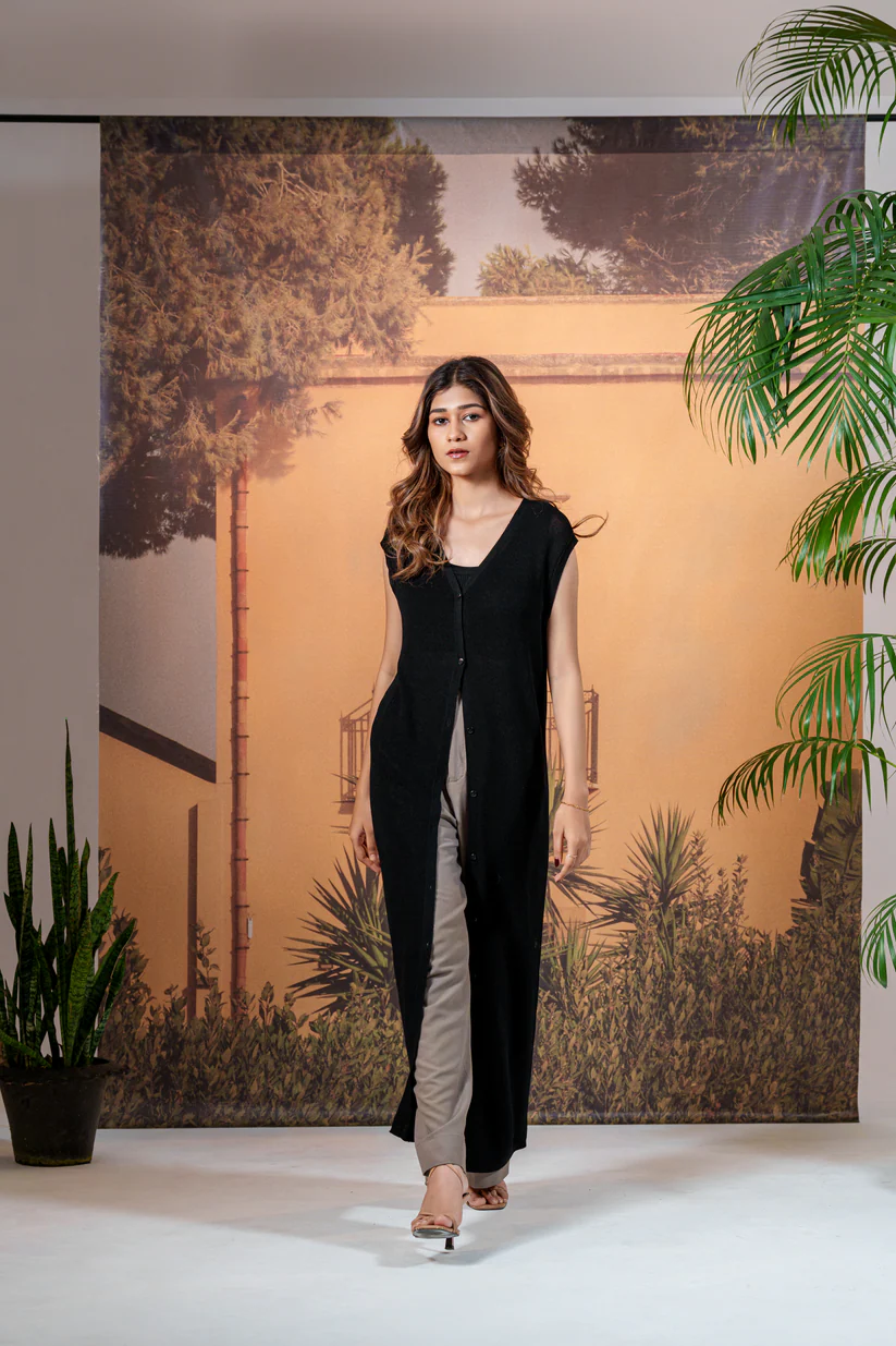 Picture of Vivian Black Dress