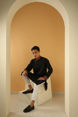 Picture of Obsidian Black Mughal Panjabi