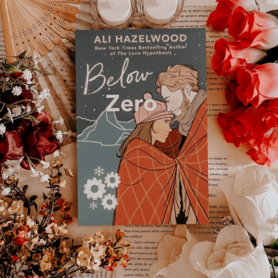 Picture of Below Zero ( The STEMinist Novellas #3 ) by Ali Hazelwood ( Premium Paper and Matte Cover ) Novel