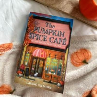 Picture of The Pumpkin Spice Café | Dream Harbor #1 | | Book by Laurie Gilmore | Matte Lamination | Premium Paper | Novel