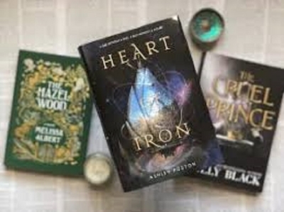 Picture of Heart of Iron ( Heart of Iron #1 ) by Ashley Poston ( Premium Paper and Matte Cover ) Novel